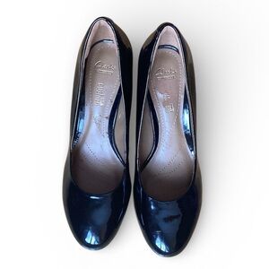 Clarks Black Patent Heels, size 7